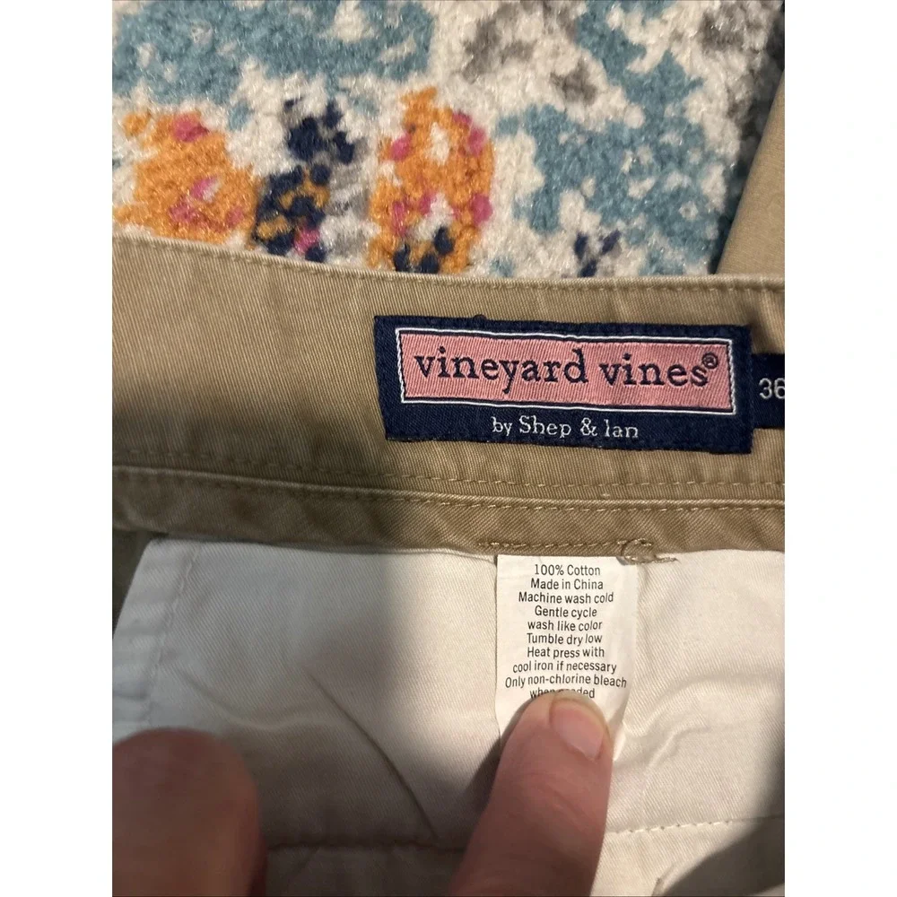 Vineyard Vines khaki chino‎ pants Men's Sz 36/30